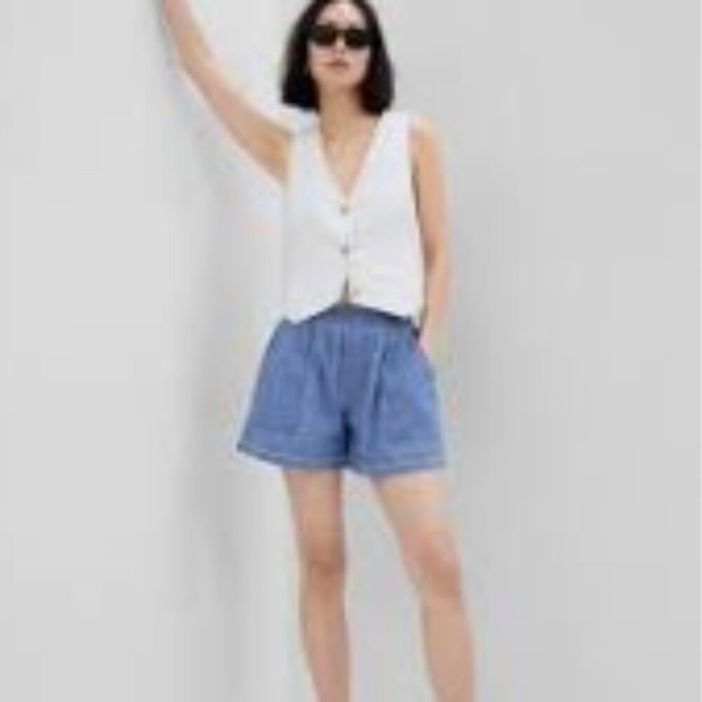 NWT 100% Organic Cotton High Rise Denim Pull-On Shorts